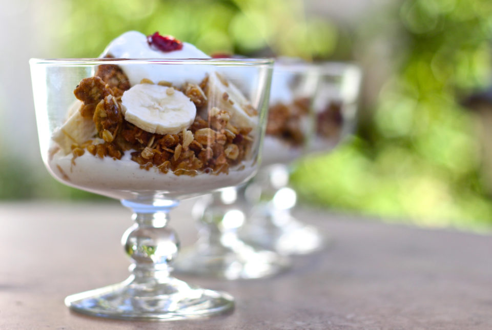 Recipe: Skinny Maple Granola Yogurt
