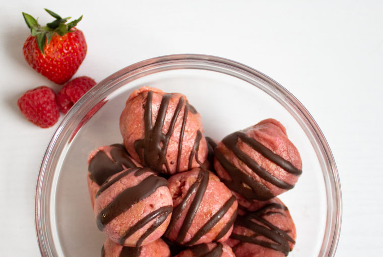 Strawberry Protein Bites